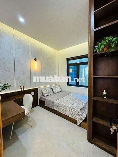 Bán nhà 3 tầng full nội thất mặt tiền hoà minh cách biển 500m giá 6tyx