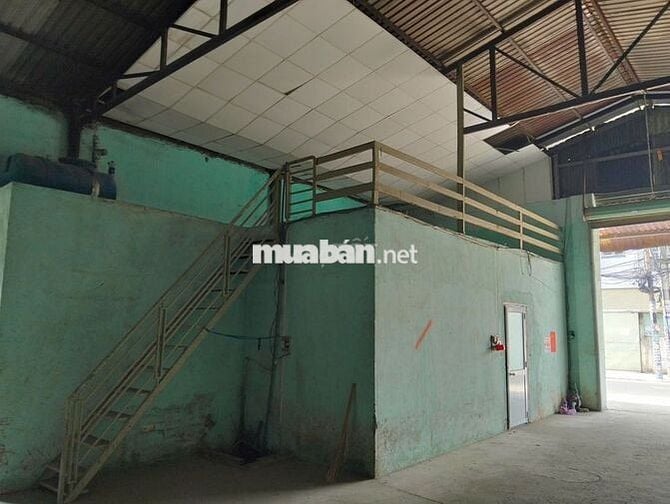 Cho thuê mặt tiền sẵn kho xưởng đường cây cám sầm uất