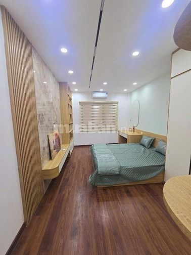 Doãn Kế Thiện 35m2*5T, ngõ thông kinh doanh, cách ô tô 30m đẹp, 9 tỷ
