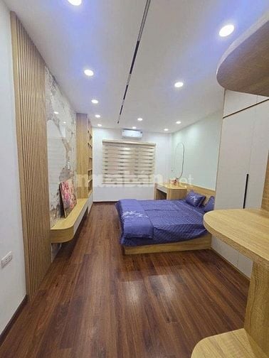 Doãn Kế Thiện 35m2*5T, ngõ thông kinh doanh, cách ô tô 30m đẹp, 9 tỷ