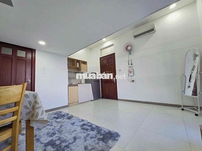 DUPLEX CỬA SỔ TRỜI SIÊU THOÁNG RỘNG 30M2 GIÁ HẠT DẺ SÁT BÊN VHU