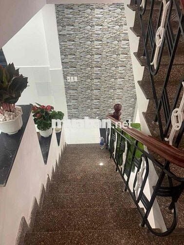 Bán nhà 3 tầng Hoàng Sâm- Hoà Xuân full nội thất