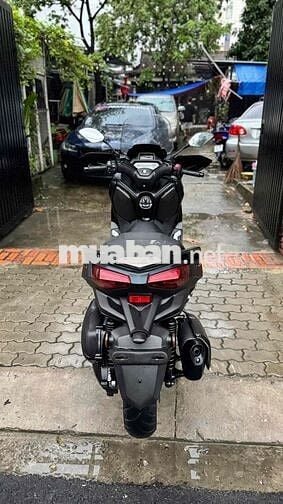 Xmax 300 2023