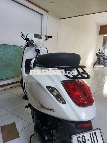 Vespa PRIMAVERA 125CC 2016.