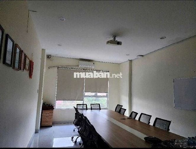 Bán gấp nhà P TTN  Q12 nhà 2 mặt tiền. DT 4 x17 .1 trệt 3 lầu 4PN 4WS