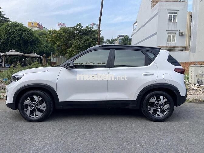 Kia Sonet 2023 số tự động màu trắng