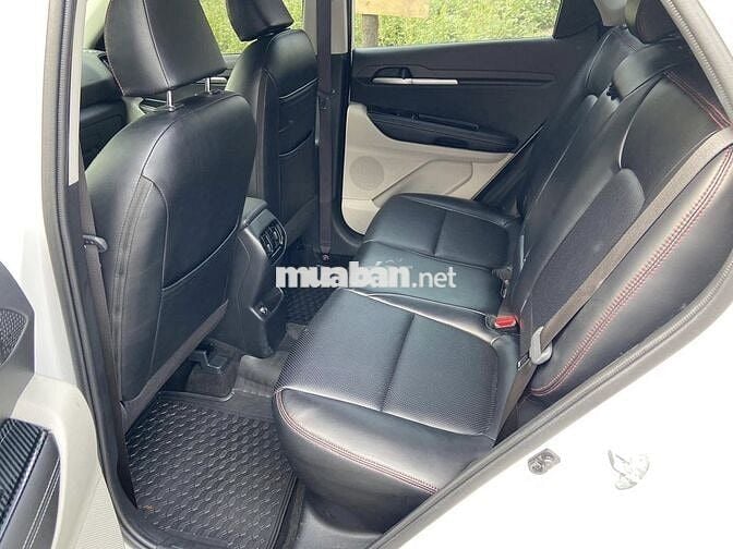 Kia Sonet 2023 số tự động màu trắng