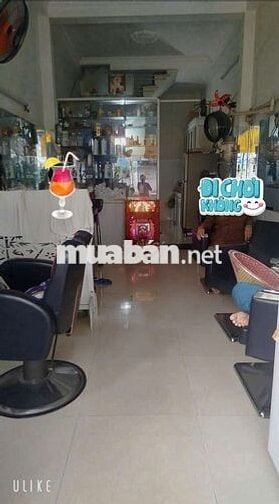 Nhà bán Mt khu buôn bán sầm uất