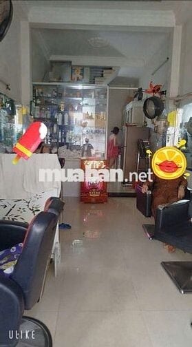 Nhà bán Mt khu buôn bán sầm uất