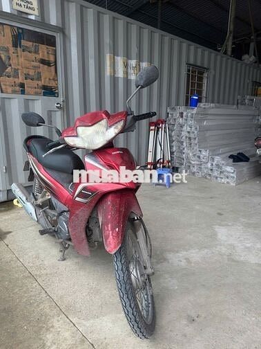 Xe wave Blade, 2016, màu đỏ. Nhà dư 1 xe cần bán.