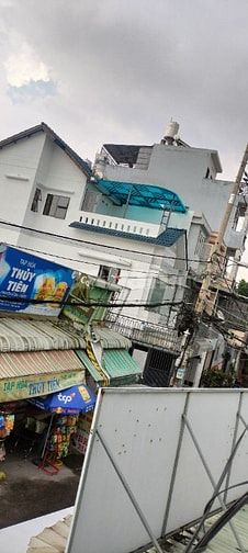 Nhà mới 2Mt, 2 lầu, dt: 5.5mx12=71m2, hẻm tô Ngọc Vân, giá bán: 6.3 tỷ