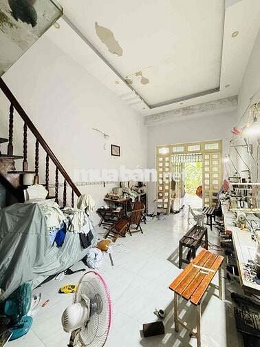 bán gấp nhà 72m2. Hẻm 7m. Hương lộ 3 BHH. Bình Tân. chỉ 6.2