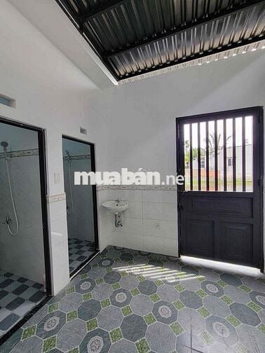 cần bán gấp căn Villa cấp4 siêu đẹp đất thổ cư 100% sổ hồng riêng