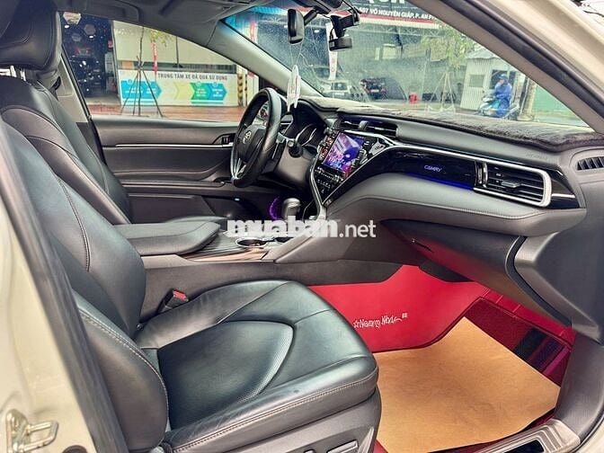 Camry 2019 2.5Q Nhập thái - 99.890 km - Còn Giảm