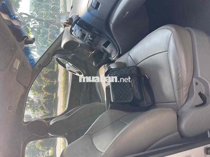 Hyundai Starex 2011 2.5D MT - 130000 km