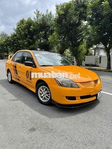 Mitsubishi Lancer 2003 Gala 1.6 CVT - 123456 km