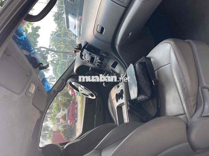 Hyundai Starex 2011 2.5D MT - 130000 km