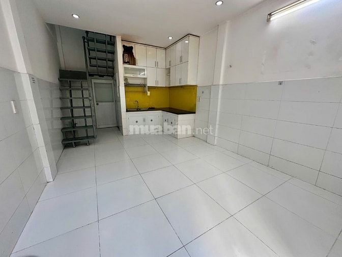 Nhà cho thuê nguyên căn hẻm xe hơi 217/27 Bùi Đình Túy Bình Thạnh