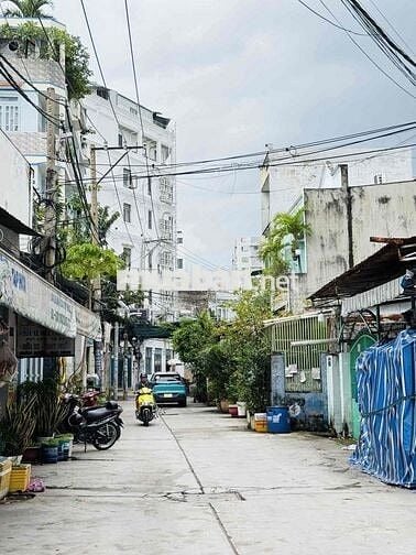 bán gấp nhà 72m2. Hẻm 7m. Hương lộ 3 BHH. Bình Tân. chỉ 6.2