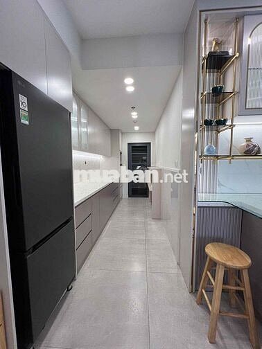Cho thuê Penhouse 200m2 Antonia Q.7, 4 phòng, nội thất cao cấp_3.500$