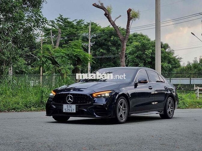 Mercedes Benz C Class 2022 C300 AMG - 9922 km