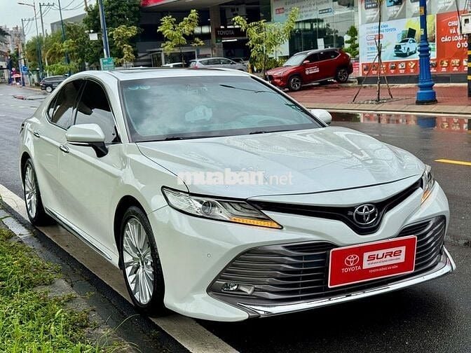 Camry 2019 2.5Q Nhập thái - 99.890 km - Còn Giảm