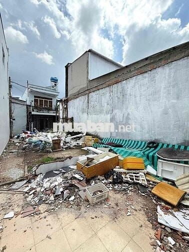 Nền rộng đẹp hẻm 136 Phạm Ngũ Lão