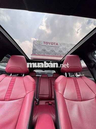 Corolla Cross 2024 1.8 HEV - Đi Lướt 8,000Km