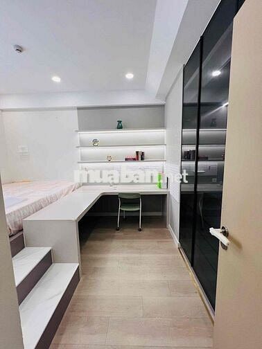 Cho thuê Penhouse 200m2 Antonia Q.7, 4 phòng, nội thất cao cấp_3.500$