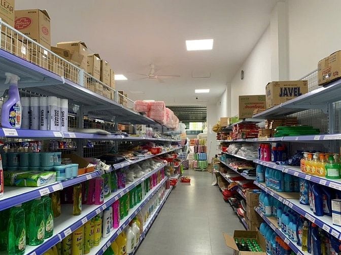 Cửa hàng tiện lợi cần gấp2 nam nữ làm tại 26/3B Thới Tam thôn.Hóc Môn 