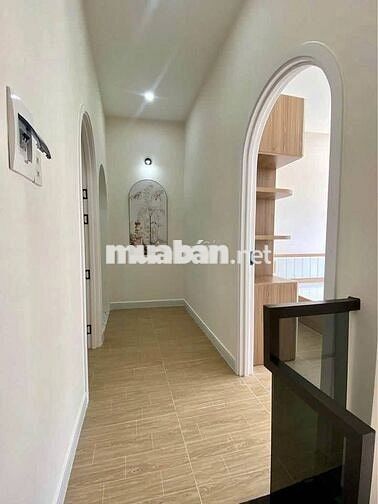 Bán nhà giá 6Tỷ290tr, Đường Sư Vạn Hạnh,P.10,Q.10, 48m2, 2PN,2WC,SHR