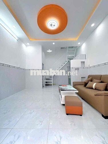 Nhà giá rẻ ngay đầu hẻm 98 Phạm Ngũ Lão