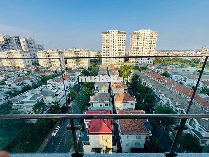 Cho thuê Penhouse 200m2 Antonia Q.7, 4 phòng, nội thất cao cấp_3.500$