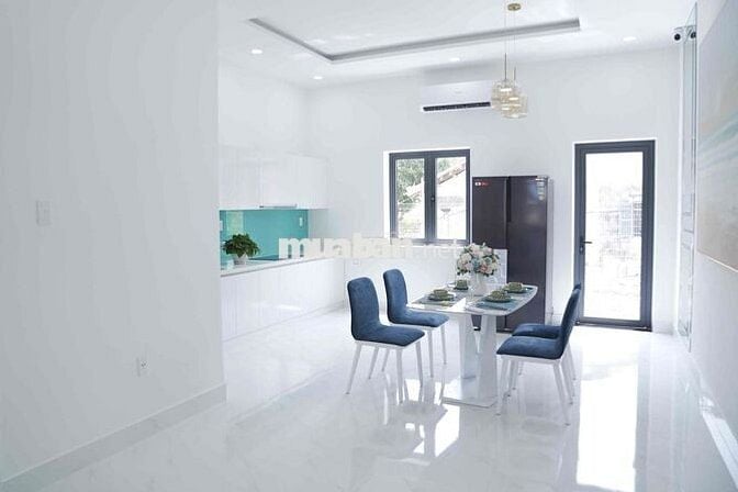 VỢ CHỒNG TÔI CẦN BÁN GẤP CĂN NHÀ MẶT TIỀN ĐƯỜNG QUỐC LỘ 13, 78m2 TPHCM
