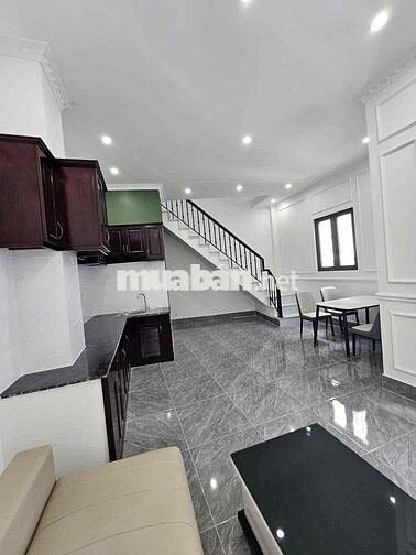 Nhà mới xây đầy đủ nội thất hẻm 52 Hùng Vương