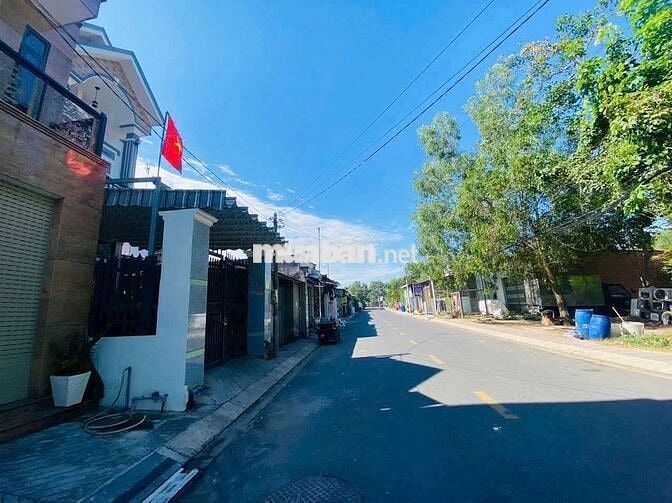 ĐẤT NGỘP BÁN LIỀN Ở THỊ TRẤN CỦ CHI GIÁ CHỐT SỔ