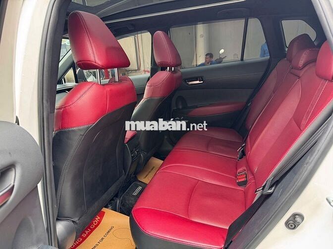 Corolla Cross 2024 1.8 HEV - Đi Lướt 8,000Km