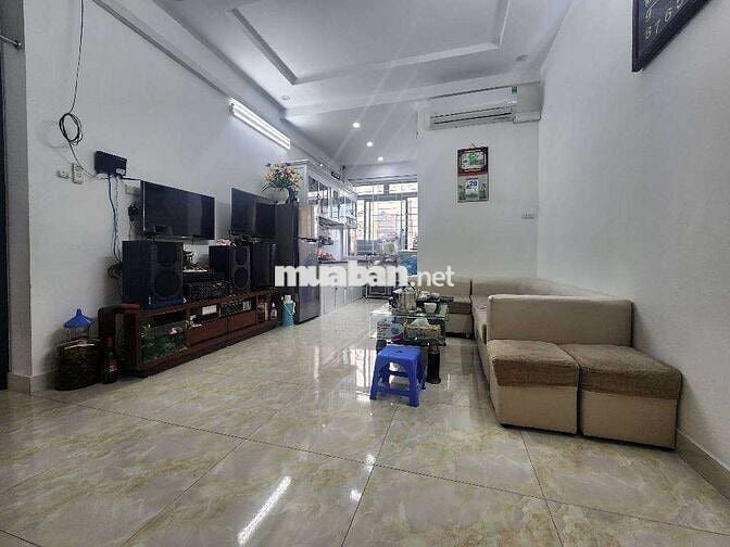 Tây Hồ - bán gấp cc giá tốt, nhà thoáng - tầng đẹp 45m giá chỉ 3 tỷ