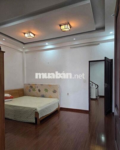 Bán nhà kiên cố tại Ngô Quyền – Cam Ly, xe hơi vào tận nơi, khu yên tĩ