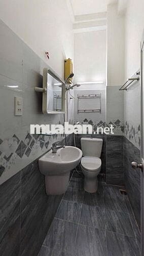 CHO THUÊ NHÀ HXH 221/ Võ Văn Tần, Phường 5, Quận 3