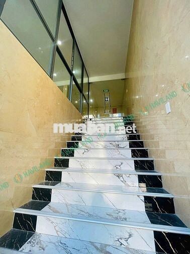 TRỐNG SẴN MB VP 60M2 NGAY TTTP GẦN SÂN BAY