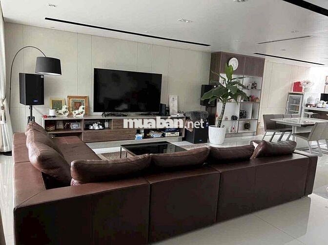 CHO THUÊ SIÊU BIỆT THỰ NGAY TRUNG TÂM Q3 GẦN BỆNH VIỆN TỪ DŨ
