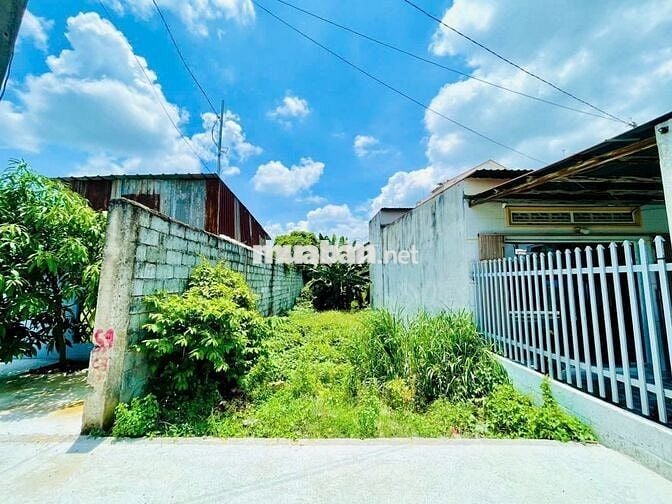 XOAY TIỀN SỬA NHÀ SAU BÃO, CÔ HÀ GỬI BÁN GẤP LÔ ĐẤT 152M2 BAO ĐẸP, SHR