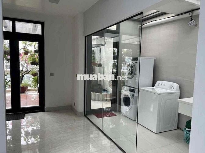 CHO THUÊ SIÊU BIỆT THỰ NGAY TRUNG TÂM Q3 GẦN BỆNH VIỆN TỪ DŨ