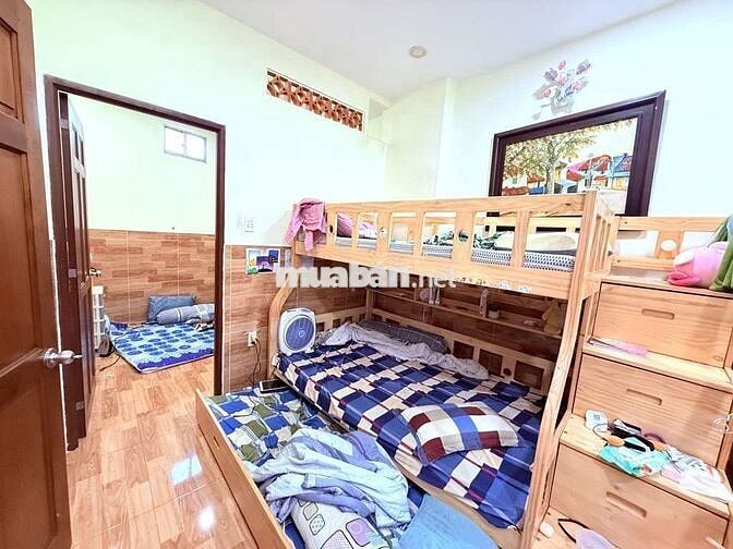 SIÊU PHẨM 2 TẦNG MẶT TIỀN KHỦNG 18M HXH NGAY CHỢ CẦU - TÔ KÝ - ĐHT-Q12