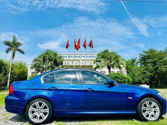 BMW 3 Series 2010 320i Convertible