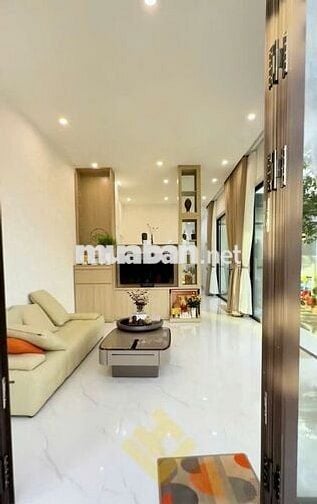 CHỦ ĐỂ LẠI GẤP CĂN NHÀ VƯỜN C4 QUA MỸ ĐỊNH CƯ NẰM NGAY KDC PHONG PHÚ 4