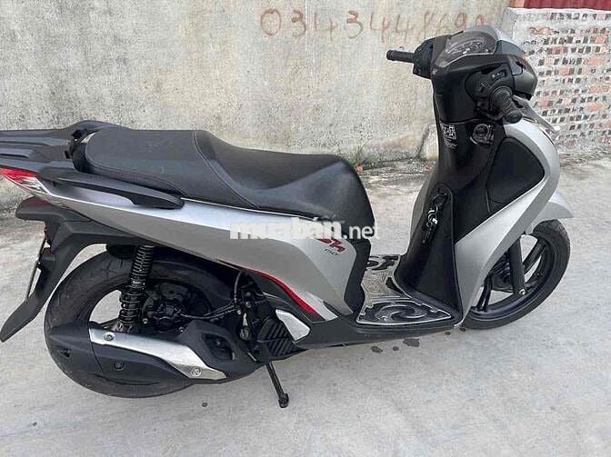 Cần bán sh 150 abs 2017 máy zin 1 chủ