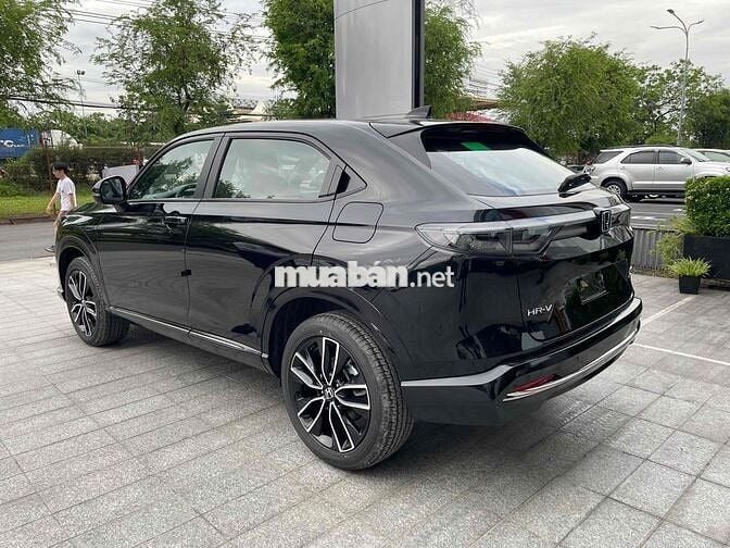 HONDA HRV EHEV - GIẢM 50% Thuế + BH + Phụ KIỆN