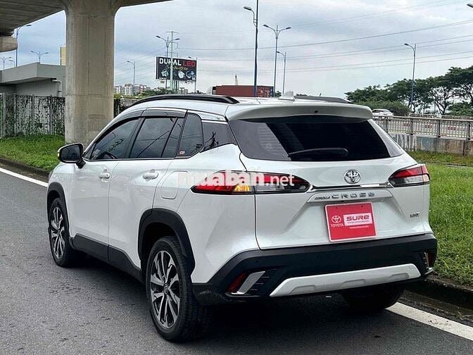 Cross 1.8V 2022 HT Vay 70% - Giá Còn Giảm